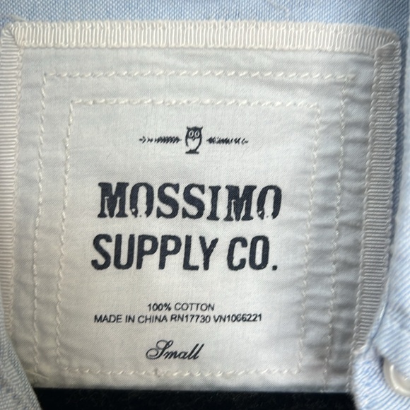 Mossimo Supply Co. Blue Cotton Oxford Button Down Shirt Size Small - Picture 2 of 4